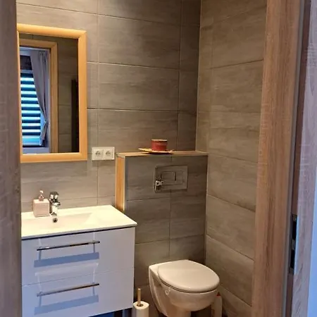 Apartament Lavender Jelenia Gora Exterior photo