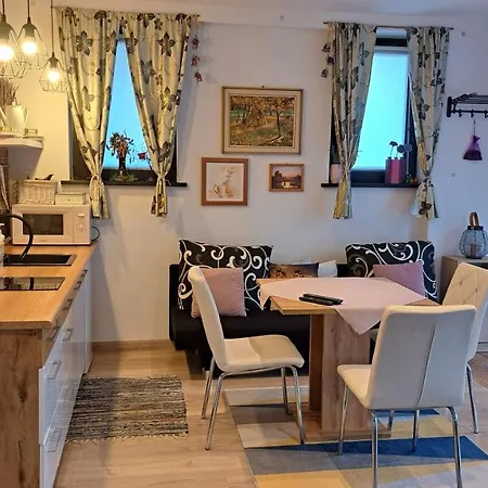 Apartament Lavender Jelenia Gora Exterior photo